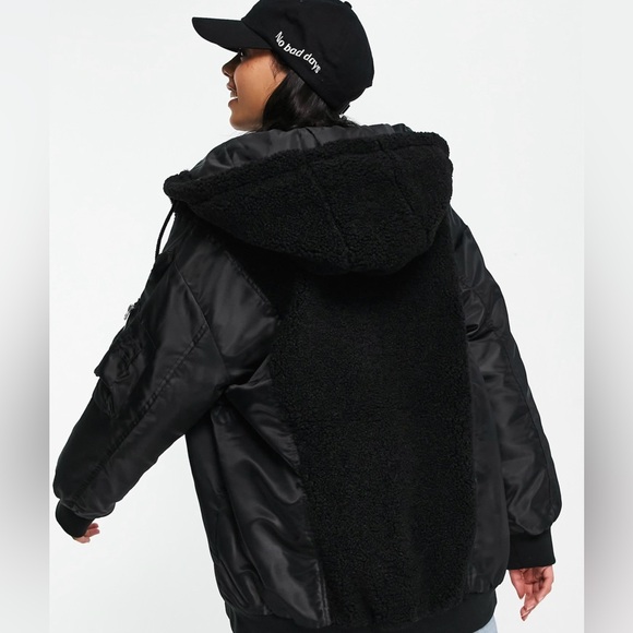 ASOS Jackets & Blazers - Oversized Fleece Patched Bomber Jacket ASOS Design Size XL/Size 14 GUC